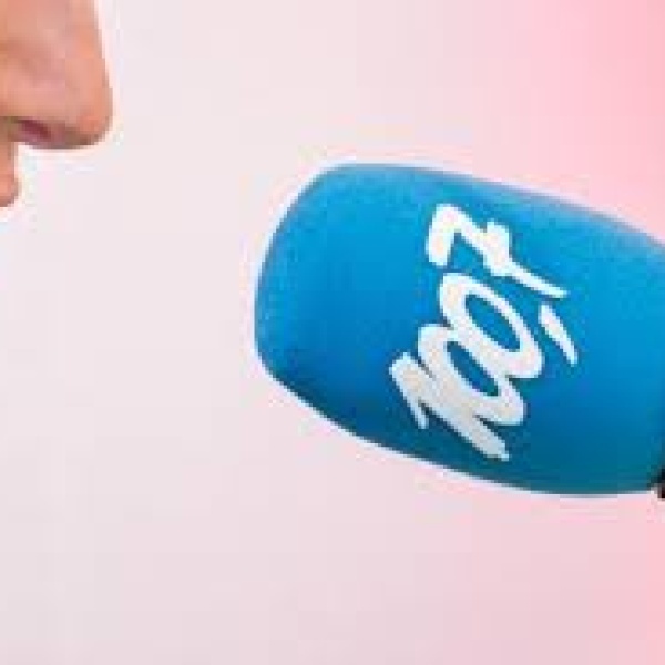 INTERVIEW 100,7 radio